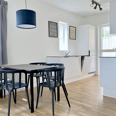 Apartment Spacious For 6 Aarhus